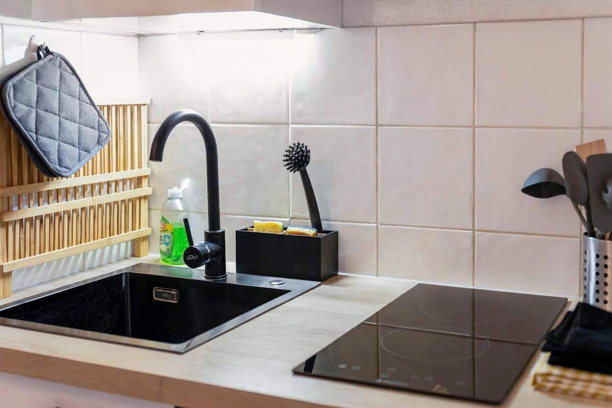 Superbe Appartement - Parking Gratuit - 4 Personnes Chambery Exterior photo